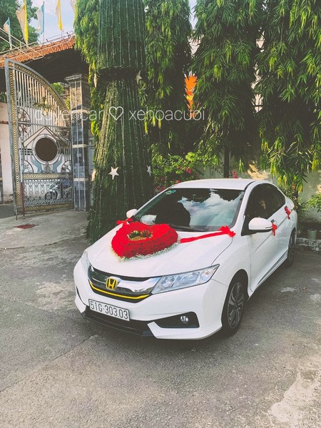 Xe Hoa Honda City Trắng Giá Rẻ 1