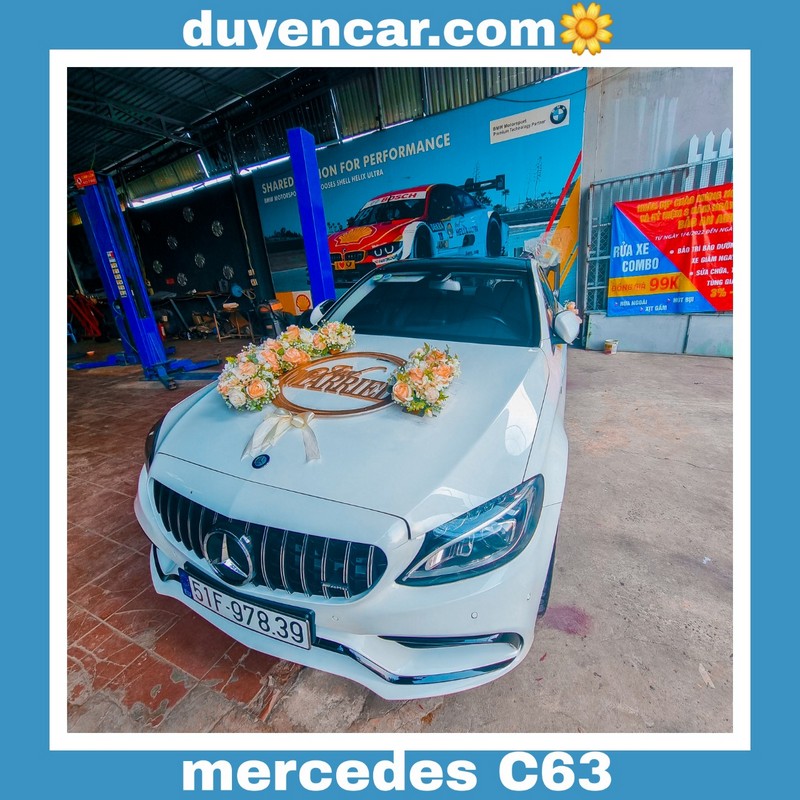 Xe Cưới Mercedes C63 màu trắng - xehoacuoi - Copy 2
