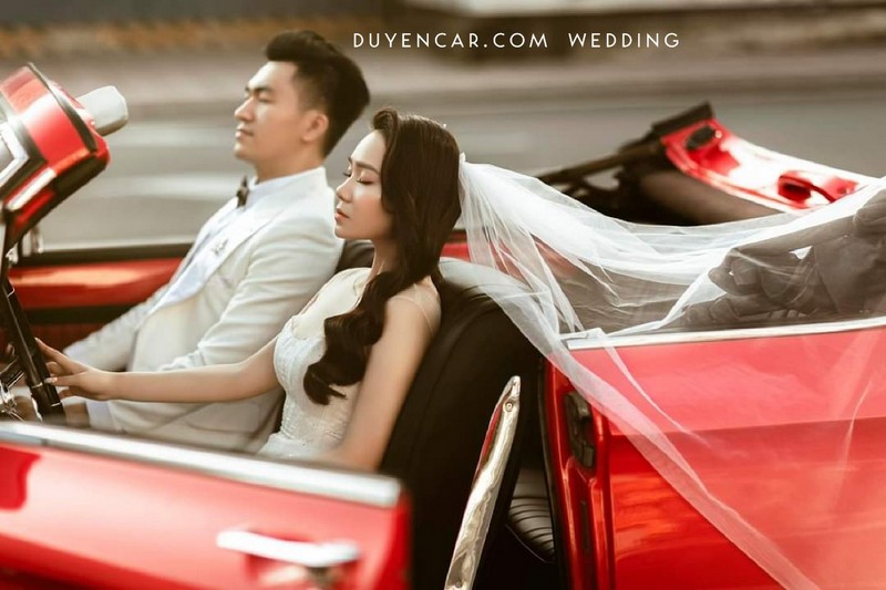 Thuê xe cổ điển mui trần - chụp hình 02 tiếng tại Xehoacuoi.vn 2