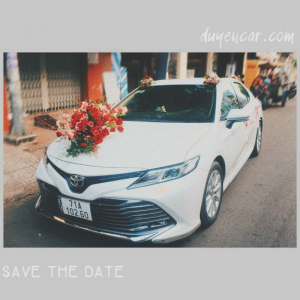 Xe Cưới Màu Trắng Camry New Kết Hoa Tươi - Duyencar